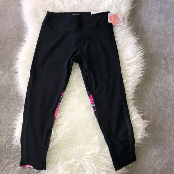 NWT MARIKA Black Magenta Muse Crop Leggings - Picture 2 of 8